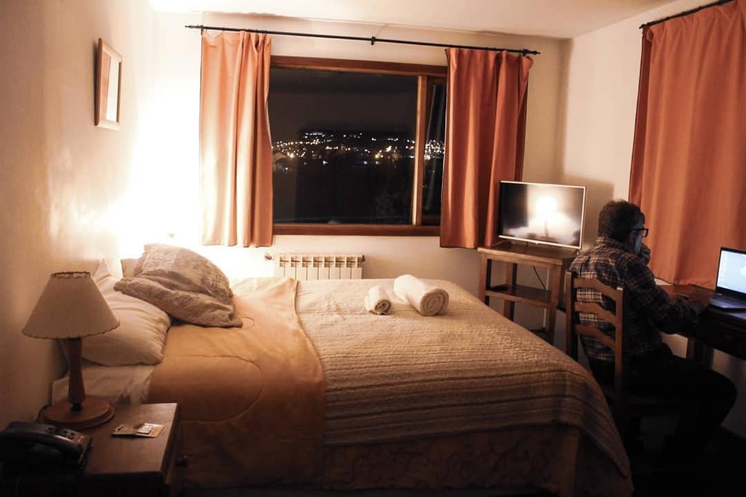 Oikos Hotel อูซัวยา ภายนอก รูปภาพ