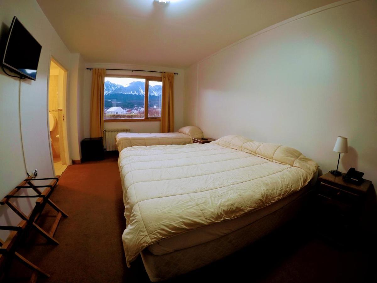 Oikos Hotel อูซัวยา ภายนอก รูปภาพ
